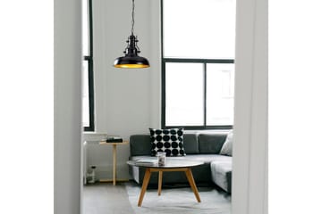 Ljuskrona Giada Svart Triangel En Fattning - Svart - Products - Belysning - Lampor & belysning inomhus - Taklampa & takbelysning - Pendellampa & hänglampa