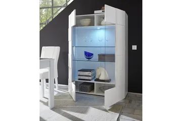 Tabor Vitrinskåp 42 cm djup 121 cm bred 166 cm hög Ljust Trä - Vit Högglanslack - Products - Förvaring - Skåp - Vitrinskåp