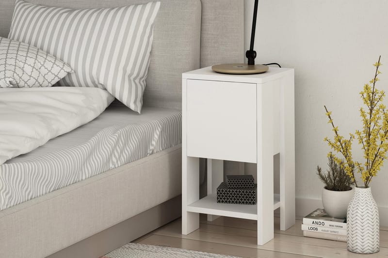 Homitis Sängbord 30 cm med Förvaring Hylla + Lucka - Vit - Products - Möbler - Bord & matgrupp - Avlastningsbord & sidobord - Sängbord & nattduksbord