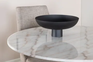 Estelle Matgrupp 106 cm Rund med 4 Leone stolar - Svart - Products - Möbler - Bord & matgrupp - Matgrupp