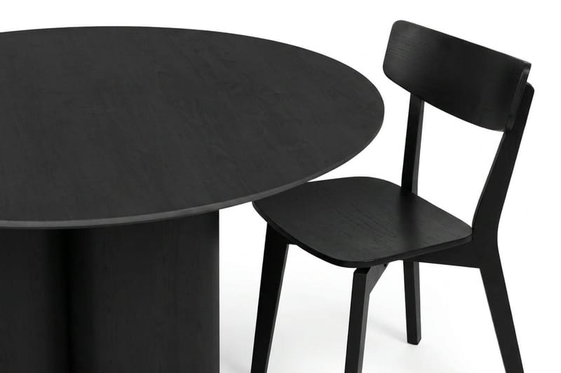 Juno Matgrupp 110 cm runt i Svart med 4 Amelia Matstolar - Svart - Products - Möbler - Bord & matgrupp - Matgrupp