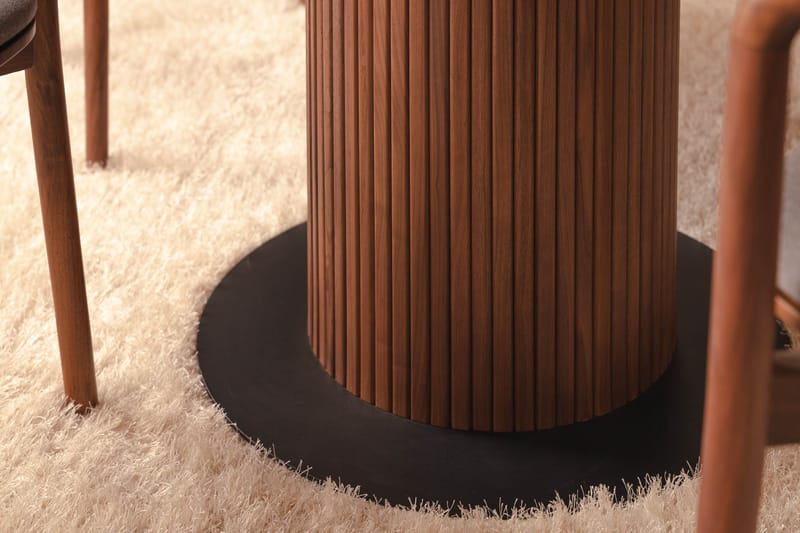 Noira Matgrupp 120 cm Runt Matbord med 4 Noira Stolar - Valnöt - Products - Möbler - Bord & matgrupp - Matgrupp