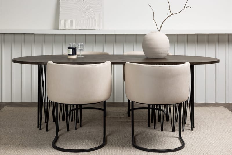 Stone Matgrupp 220 cm Oval med 4 Simrishamn stolar - Beige - Products - Möbler - Bord & matgrupp - Matgrupp