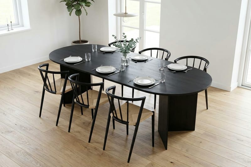 Vera Matgrupp rektangulärt 220 cm Svart med 6 Winston Matstolar - Svart - Products - Möbler - Bord & matgrupp - Matgrupp