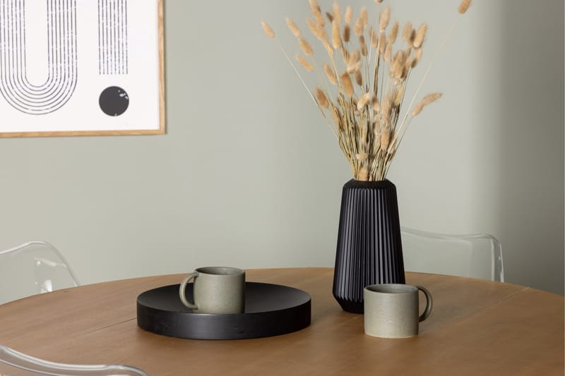 Yakidon Matgrupp 120 cm Rund med 4 Edvin stolar - Brun - Products - Möbler - Bord & matgrupp - Matgrupp