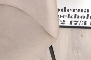 Berit Karmstol med Armstöd - Grå/Svart - Products - Möbler - Fåtölj & stolar - Matstol & köksstol