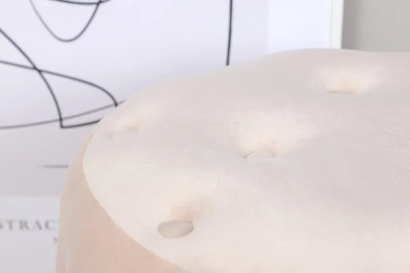 Benjamin Sittpuff - Beige - Products - Möbler - Fåtölj & stolar - Pall & puff - Sittpuff