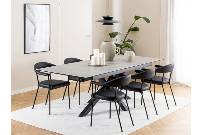 Sardo Karmstol - Svart - Products - Möbler - Fåtölj & stolar - Karmstol