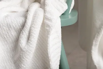 Ally Pläd 130x170 cm - Vit - Products - Textil & mattor - Filt & pläd