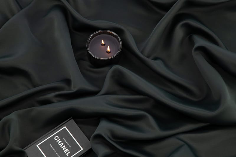 Evelyn Gardin 90x135 cm - Svart - Products - Textil & mattor - Gardiner - Gardinlängder - Kanallängd