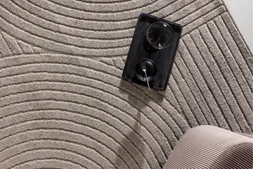 Vince Plastmatta 240x340 cm - Brun - Products - Utemöbler & utemiljö - Balkong & altan - Balkonggolv - Plastmatta balkong