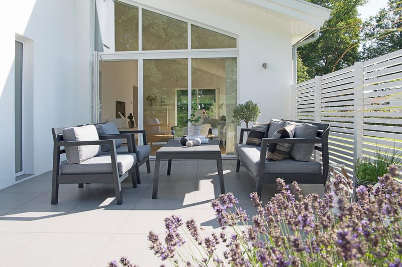 Hillerstorp Utestoltö Lounge Utesoffa - Grå|Svart - Products - Utemöbler & utemiljö - Balkong & altan - Balkongmöbler - Balkongsoffa