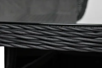 Marcus Matgrupp 140 Rund + 4 Fåtöljer m Dyna - Svart - Products - Utemöbler & utemiljö - Utegrupp - Matgrupp utomhus